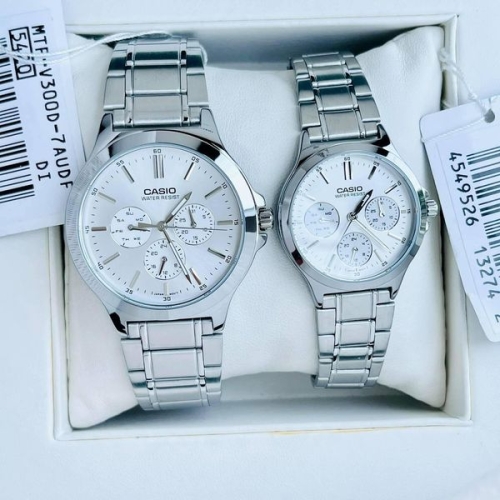 CASIO COUPLE V300D-7AUDF