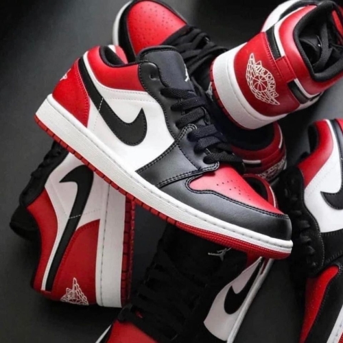 JORDAN 1 LOW RED TOE