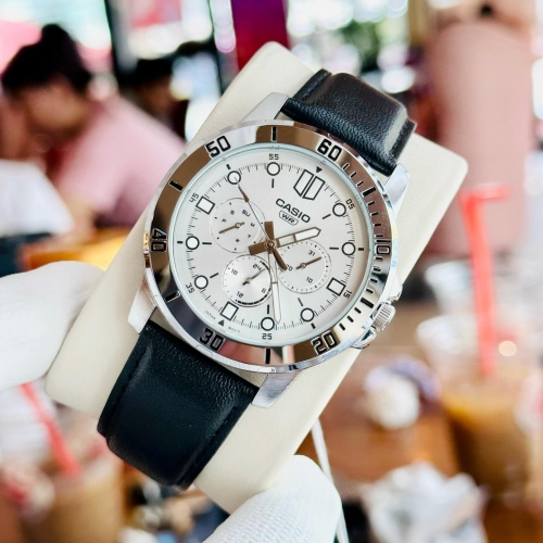 CASIO VD300L LEATHER BLACK WHITE FACE