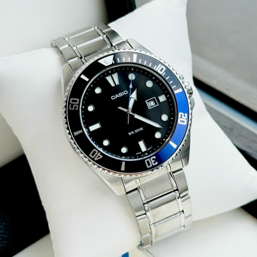 CASIO MDV-107 SILVER BLUE BLACK FACE