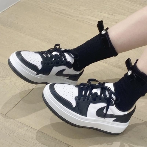 JORDAN 1 ELEVATE LOW BLACK WHITE