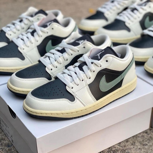Jordan 1 Jade Smoke