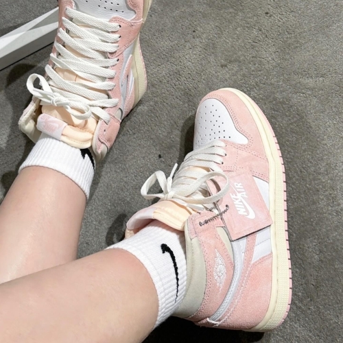Jordan 1 Retro High OG Washed Pink