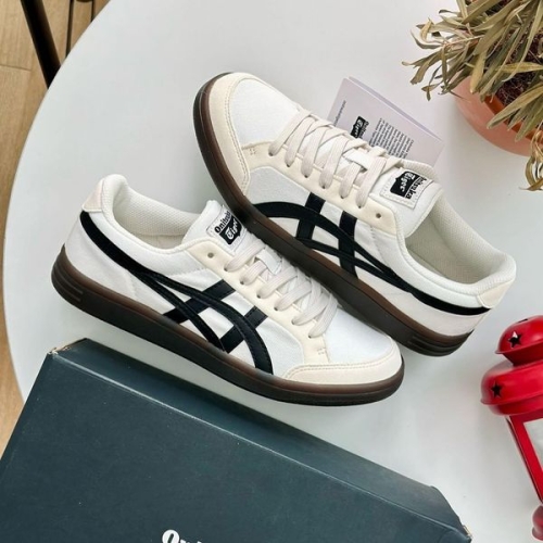 Onitsuka Tiger Advanti "Cream White Black"
