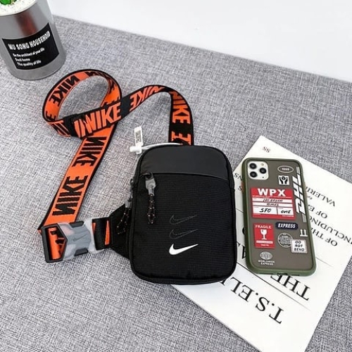 Nike Essentials Small Hip Pack Black 