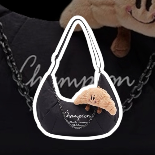 CHAMPION CROISSANT BAG BLACK