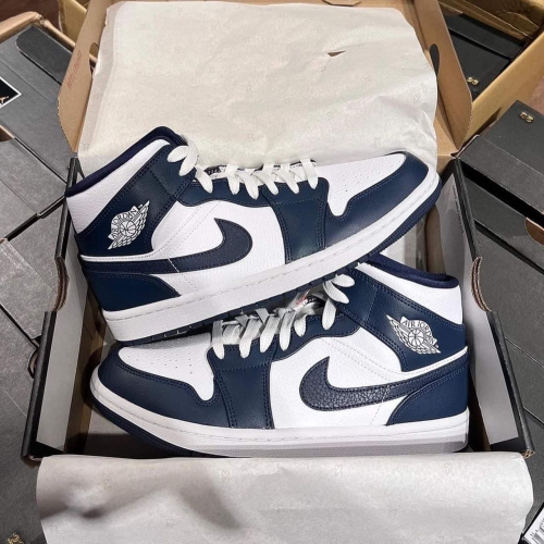 Jordan 1 Mid Obsidian Navy