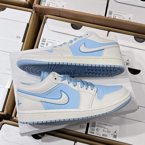 JORDAN 1 LOW SE REVERSE ICE BLUE