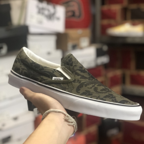 VANS SLIP ON BANDANA