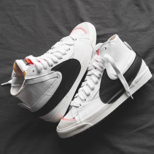 NIKE BLAZER MID JUMBO