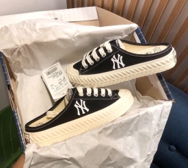 MLB ORIGIN MULE BLACK