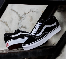 OLD SKOOL BLACK WHITE