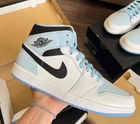 JORDAN 1 MID ICE BLUE  