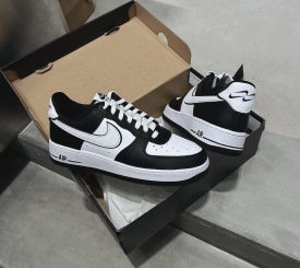 NIKE AF1 PANDA 