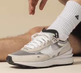 NIKE WAFFLE ONE BLACK WHITE