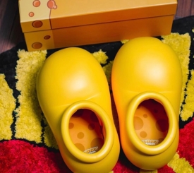 Xheyday Yellow Boot Mickey