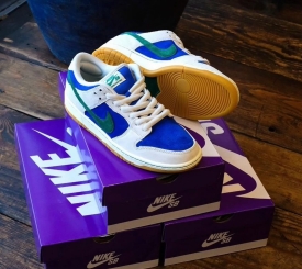 Nike Dunk Low Malachite Hyper Royal 