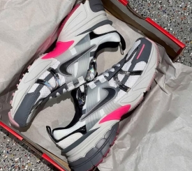 NIKE V2K RUN YEAR OF THE DRAGON PINK GREY