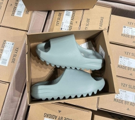 Yeezy Slide Sea Saltt
