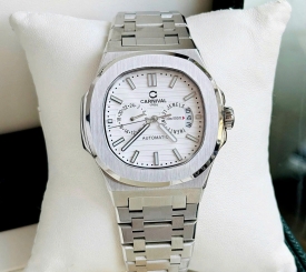 CARNIVAL 8158G SILVER WHITE FACE 