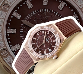 CARNIVAL 8173L2 ROSE BROWN FACE VIỀN ĐÁ