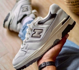 New Balance 550 Cream Black