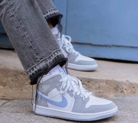 Jordan 1 Mid Wolf Grey