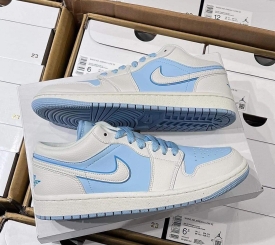 JORDAN 1 LOW SE REVERSE ICE BLUE