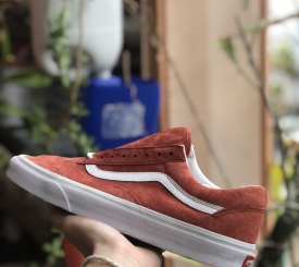 VANS SCOT