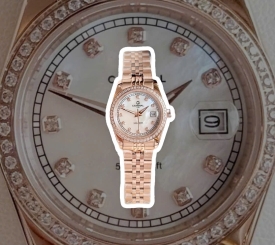 CARNIVAL 8131L2 DIAMOND ROSE TRẮNG XÀ CỪ FACE WOMEN VIỀN ĐÁ