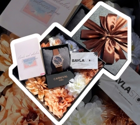 HỘP QUÀ HOA NÂU  - HÌNH VUÔNG