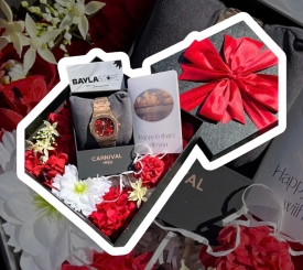 HỘP QUÀ HOA ĐỎ - HÌNH VUÔNG