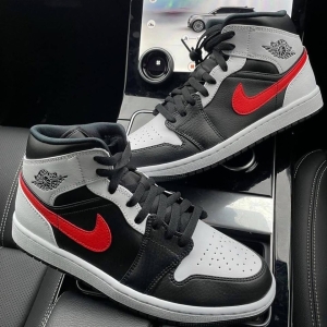 JORDAN 1 MID CHILE RED