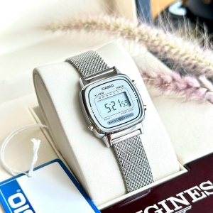 CASIO LA670WEM-7DF  