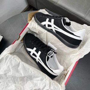 Onitsuka Tiger DD Trainer "Black White"