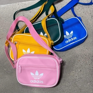 ADlDAS ADICOLOR MINI BAG
