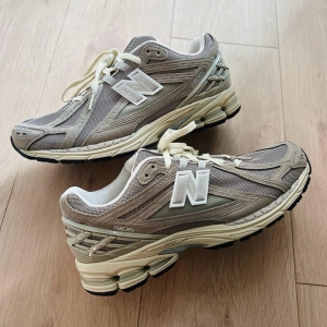 New Balance 1906R Beige Cream 