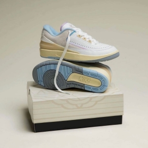 Jordan 2 Retro Low "Look Up In The Air" 
