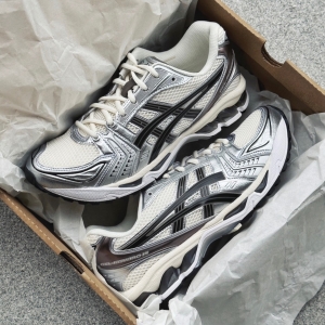 Asics Gel-Kayano 14 