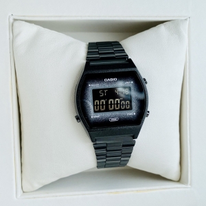 CASIO B640 GALAXY BLACK