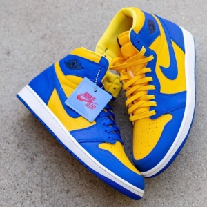 Jordan 1 Retro High OG "Reverse Laney"