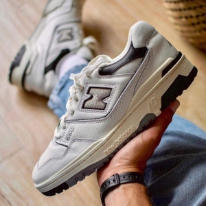 New Balance 550 Cream Black