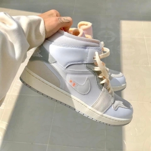 JORDAN 1 MID SE CRAFT “ INSIDE OUT “