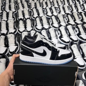 JORDAN 1 LOW CONCORD