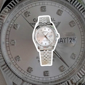 CARNIVAL 8131G SILVER DIAMOND WHITE FACE